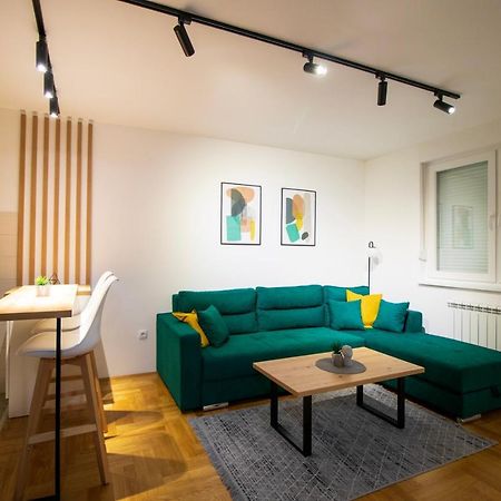 M&A Apartment-Easy Airport Lukavica Exteriér fotografie